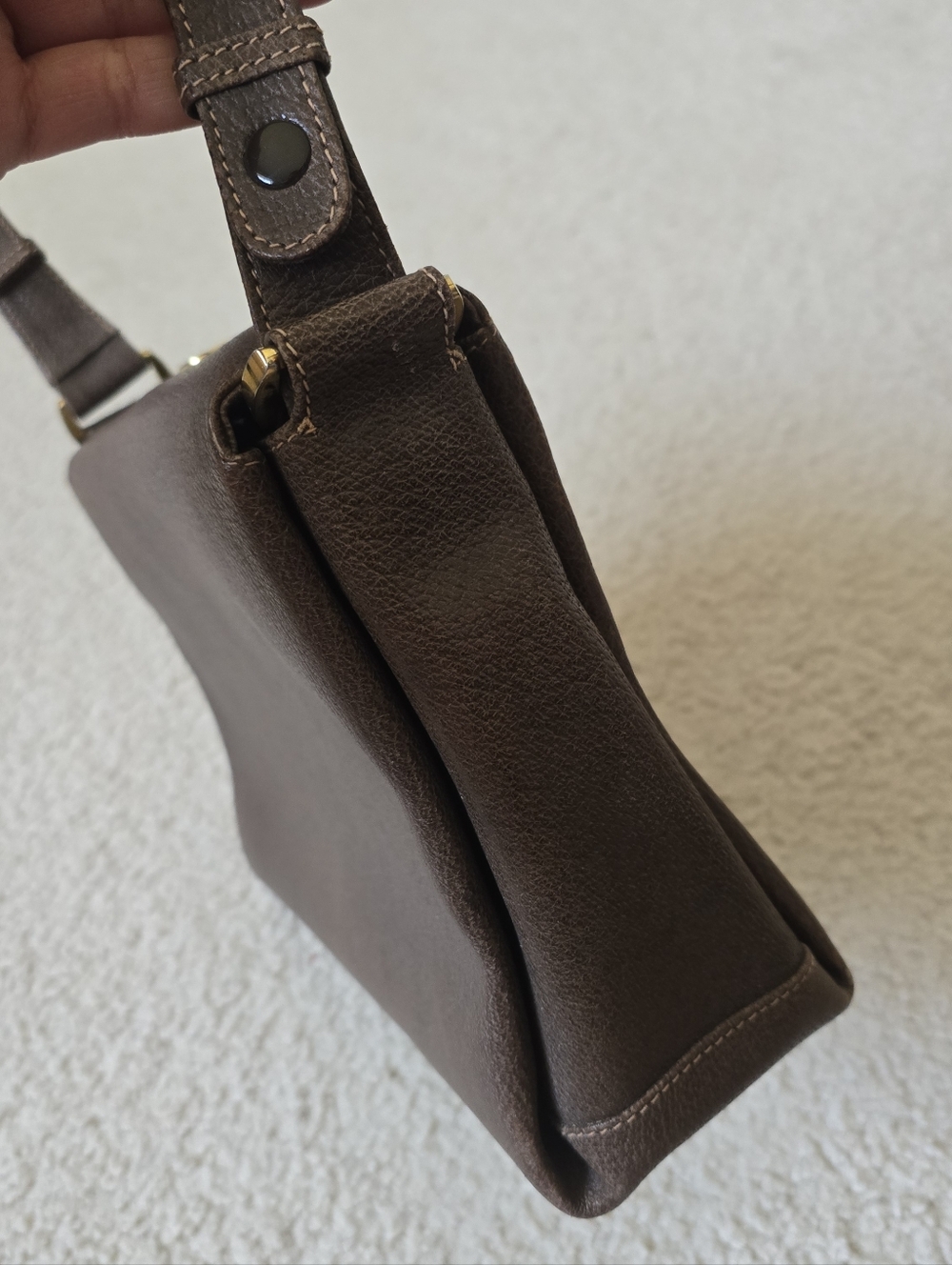 Vintage Gucci Brown Leather Structured Shoulder Bag with GG Logo & Serial # - Picture 6 of 16